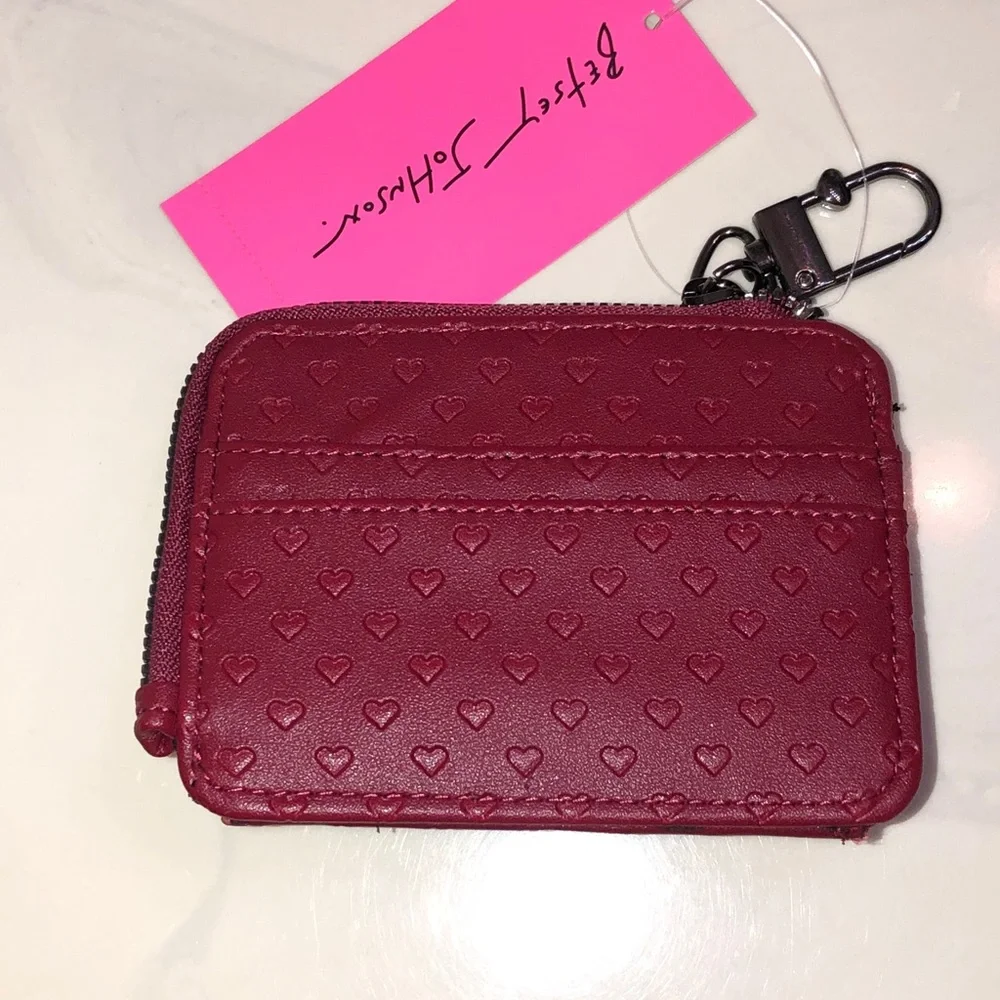 Betsey Johnson XOFRENCH L-Zip Cranberry Card Wallet Dainty Embossed Hearts NWT
